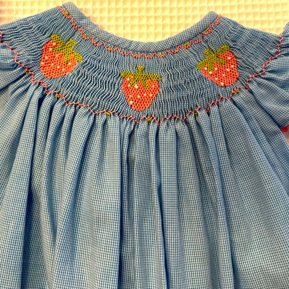 Stitched and Smocked Strawberry Smocked bubble dress 3T. - Picture 5 of 5